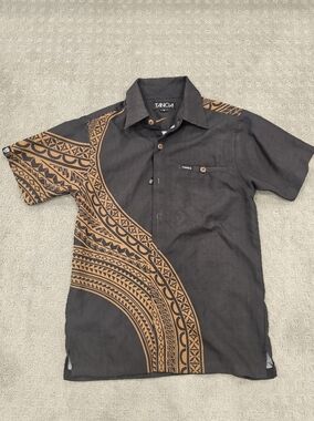 Tanoa Samoa Boys Button Up, NWOT, Size 14